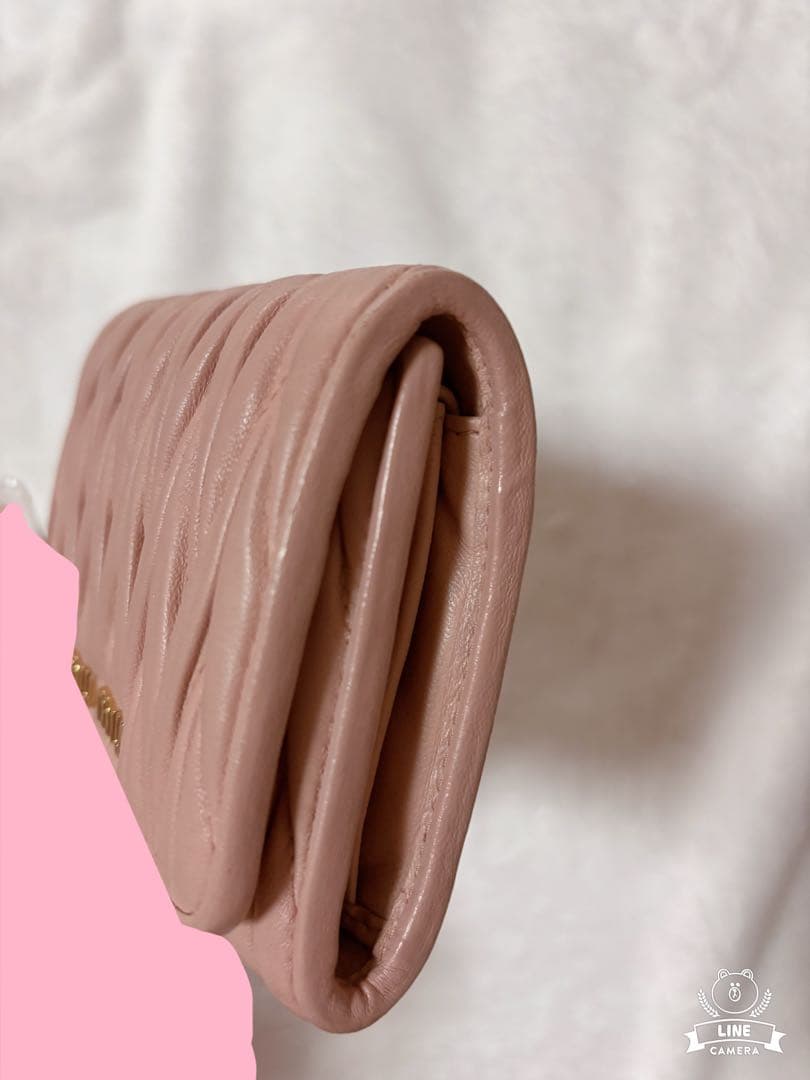 miumiu マテラッセ 三つ折財布 ピンク