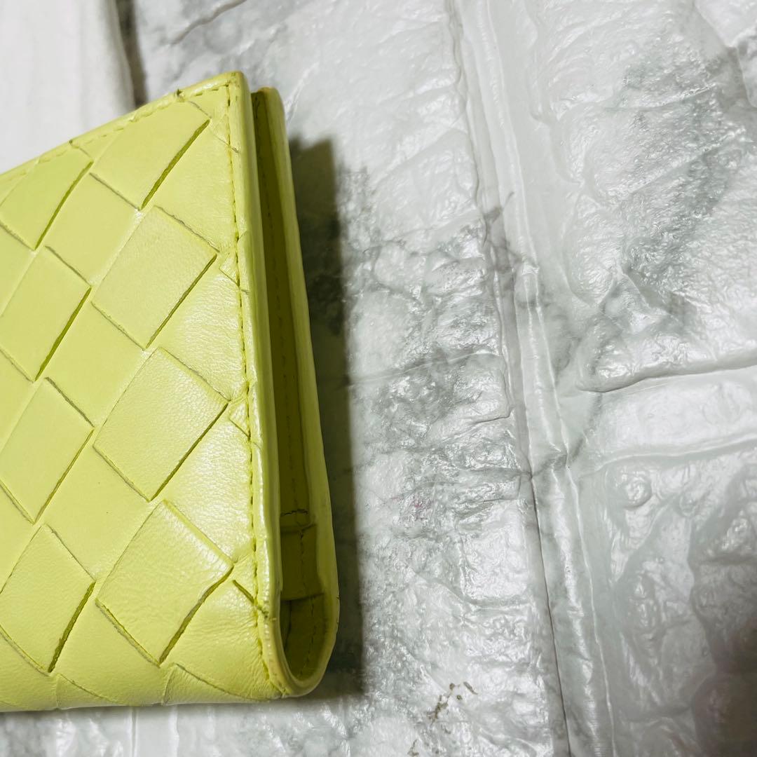 美品【BOTTEGA VENETA】イントレ 二つ折ウォレット クリームイエロー