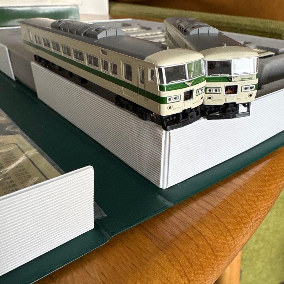 KATO 10-335 185系200番台新特急谷川、草津、なすの、あかぎ7両①