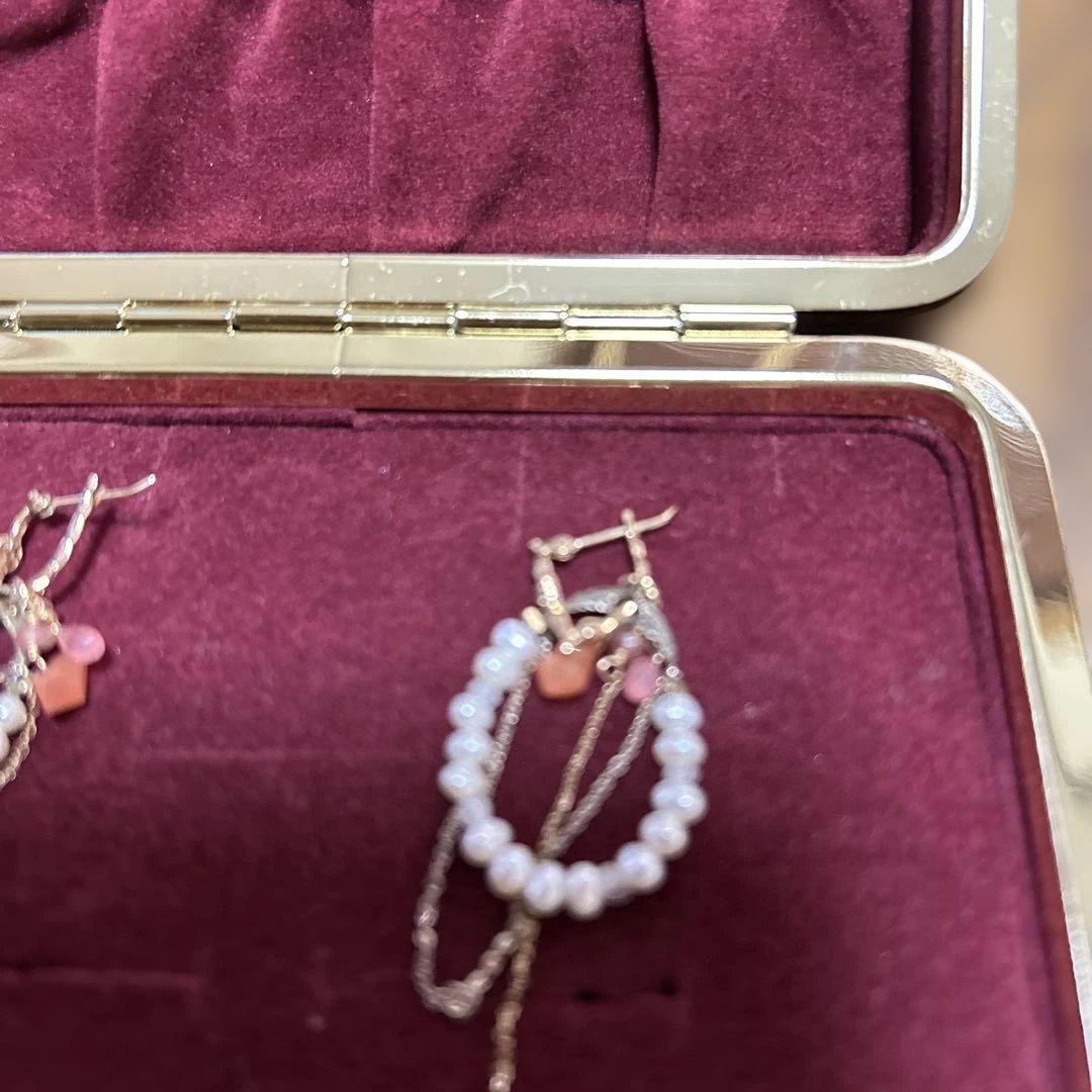 agete　K10 charm 付きピアス　ケース付き