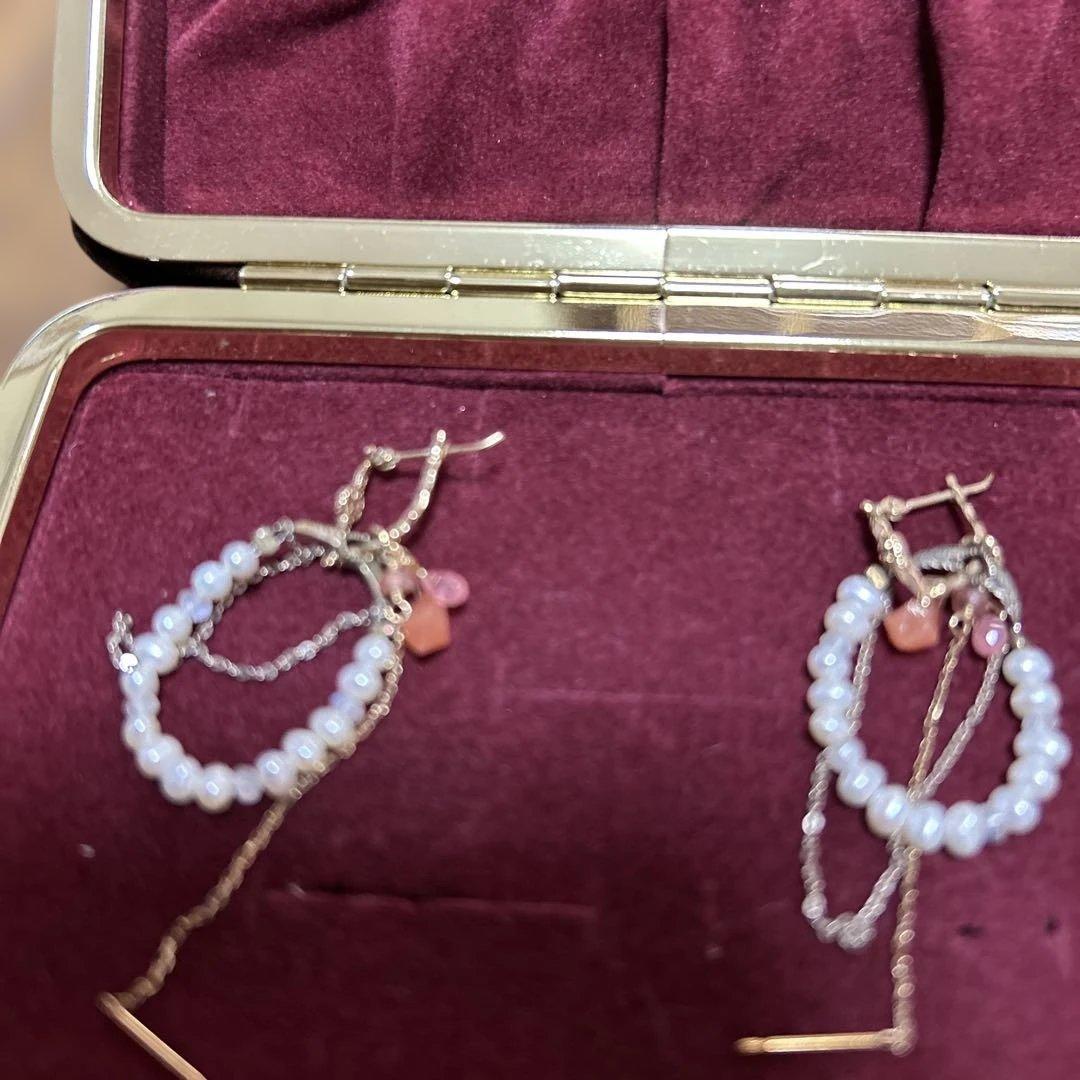 agete　K10 charm 付きピアス　ケース付き