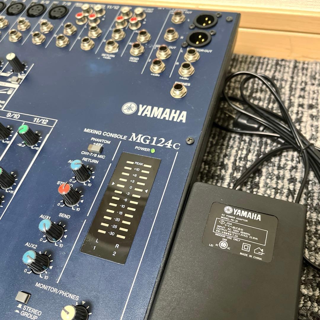 YAMAHA MG124C ヤマハ ミキシングコンソール