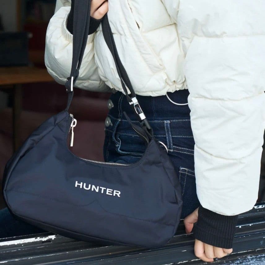 HUNTER ブラック ショルダーバッグ