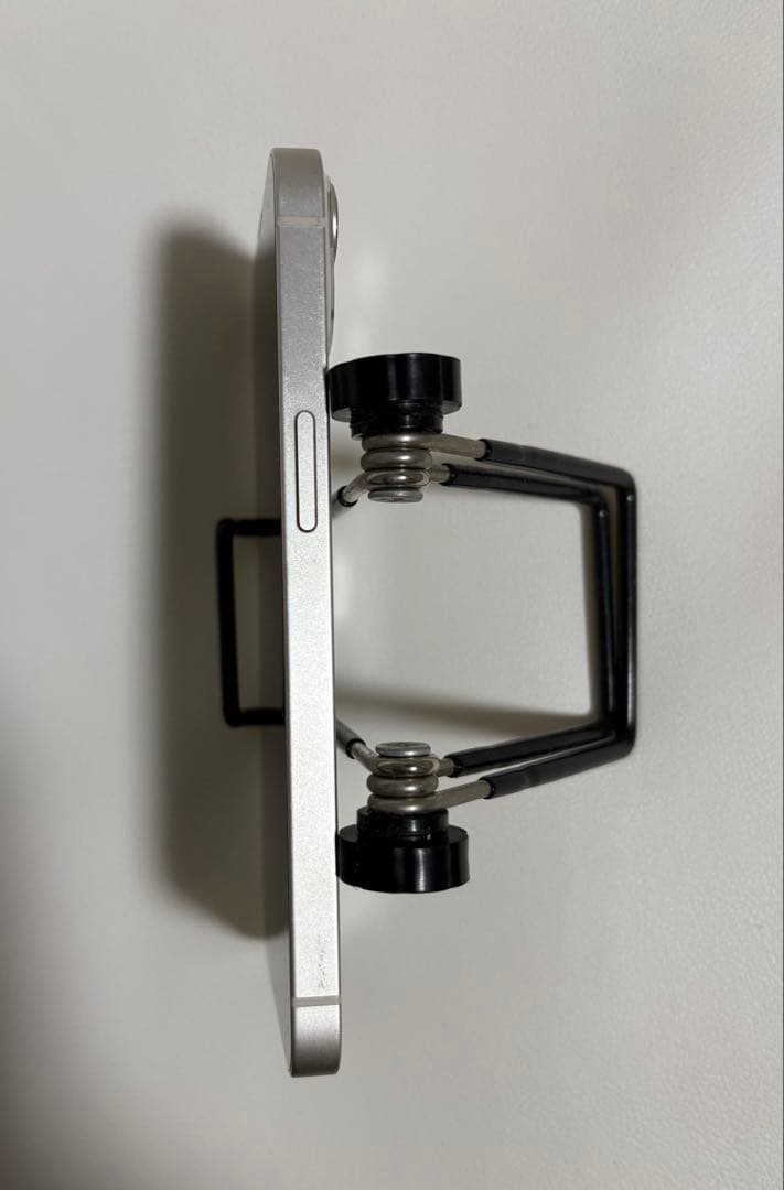 iPhone13 128GB ホワイト SIMフリー 美品 バッテリー80％