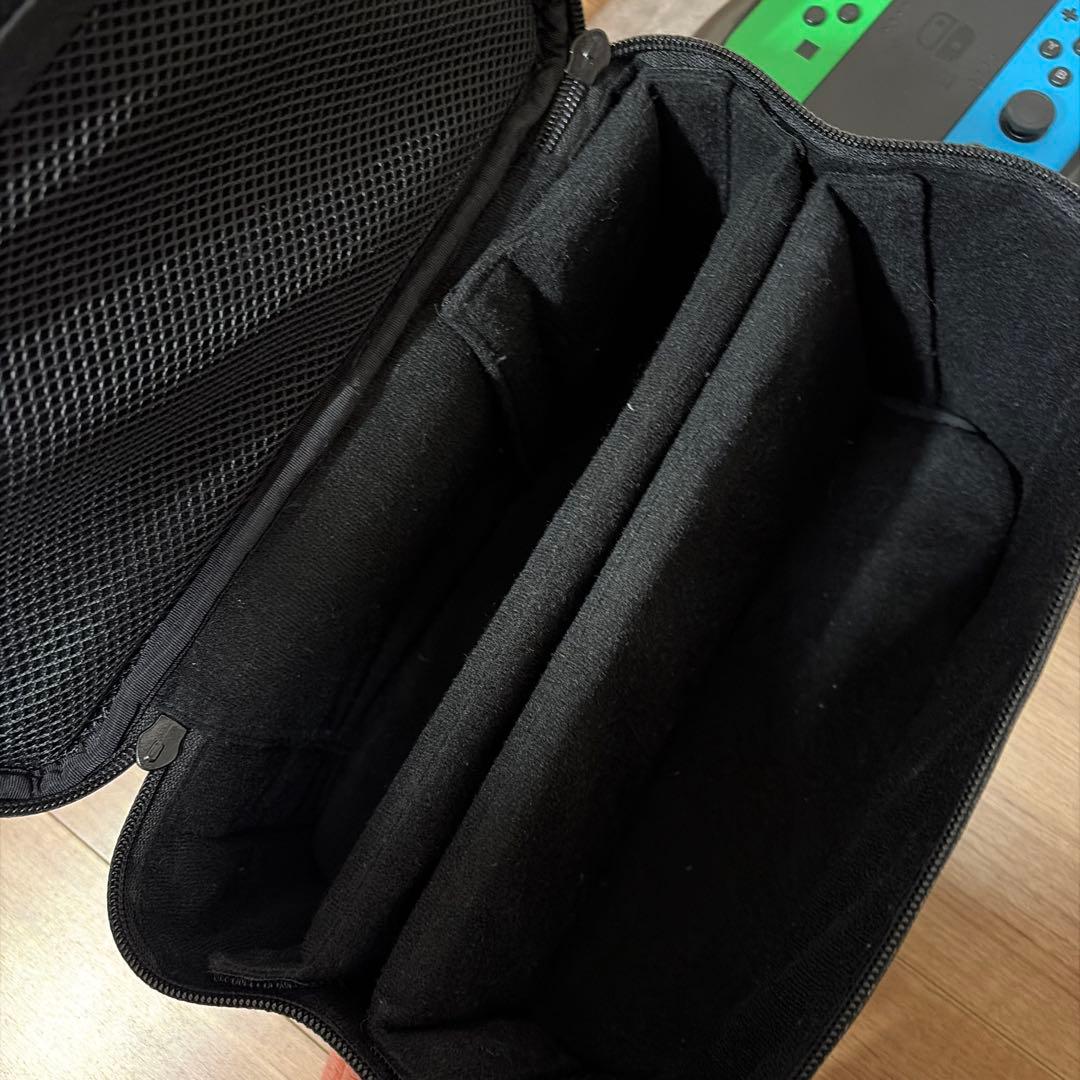 Nintendo Switch 本体 ＋ジョイコン6つ＋ケース