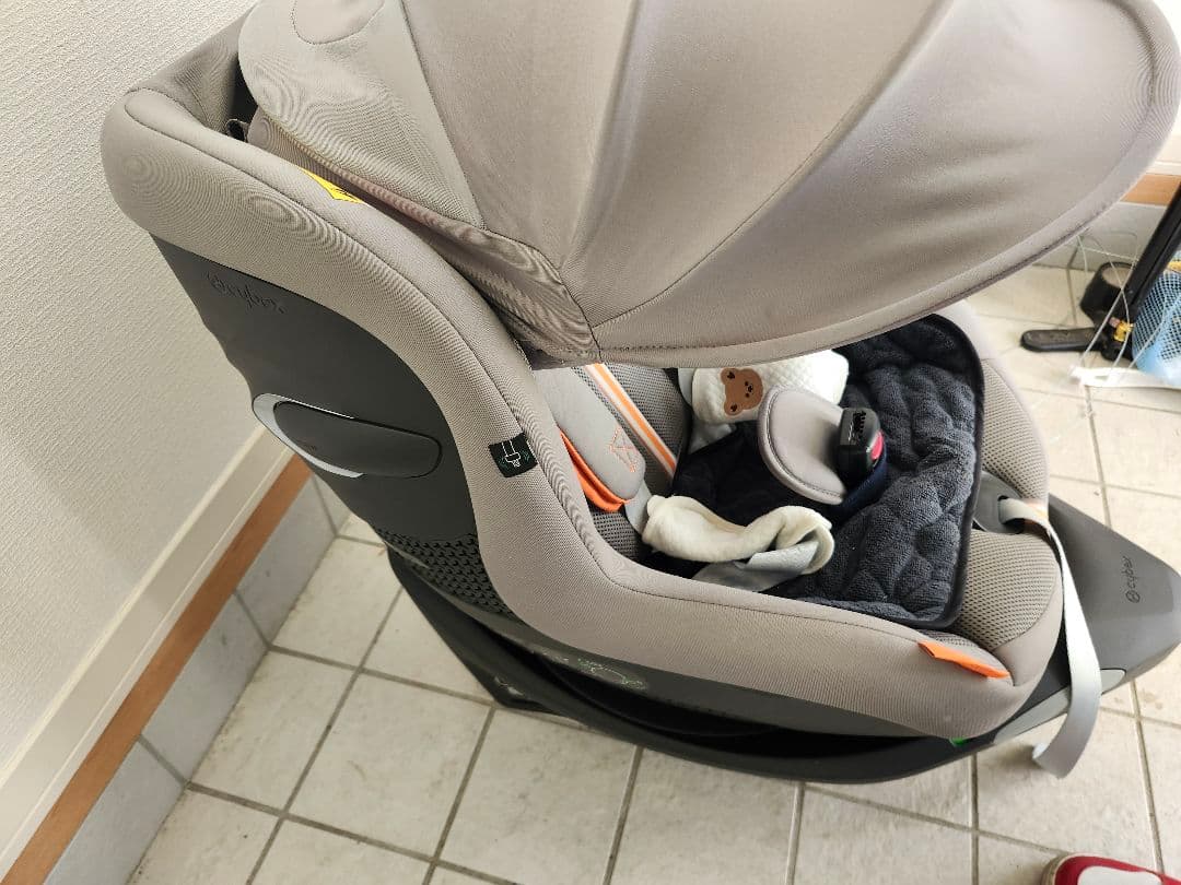 Cybex SIRONA Gi i-Size グレー