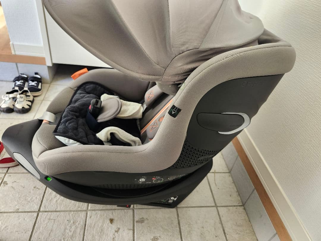 Cybex SIRONA Gi i-Size グレー