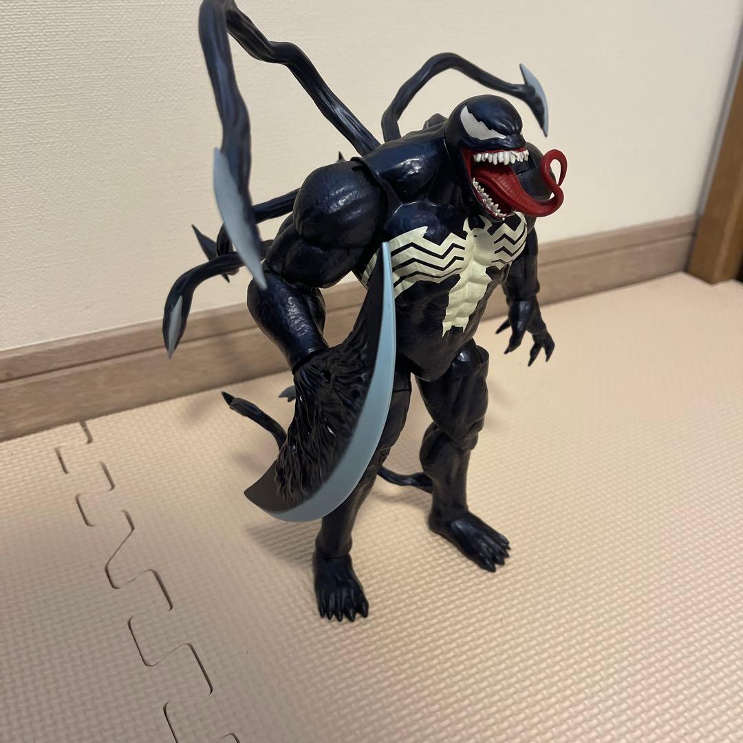 Venom 可動式フィギュア 触手付き