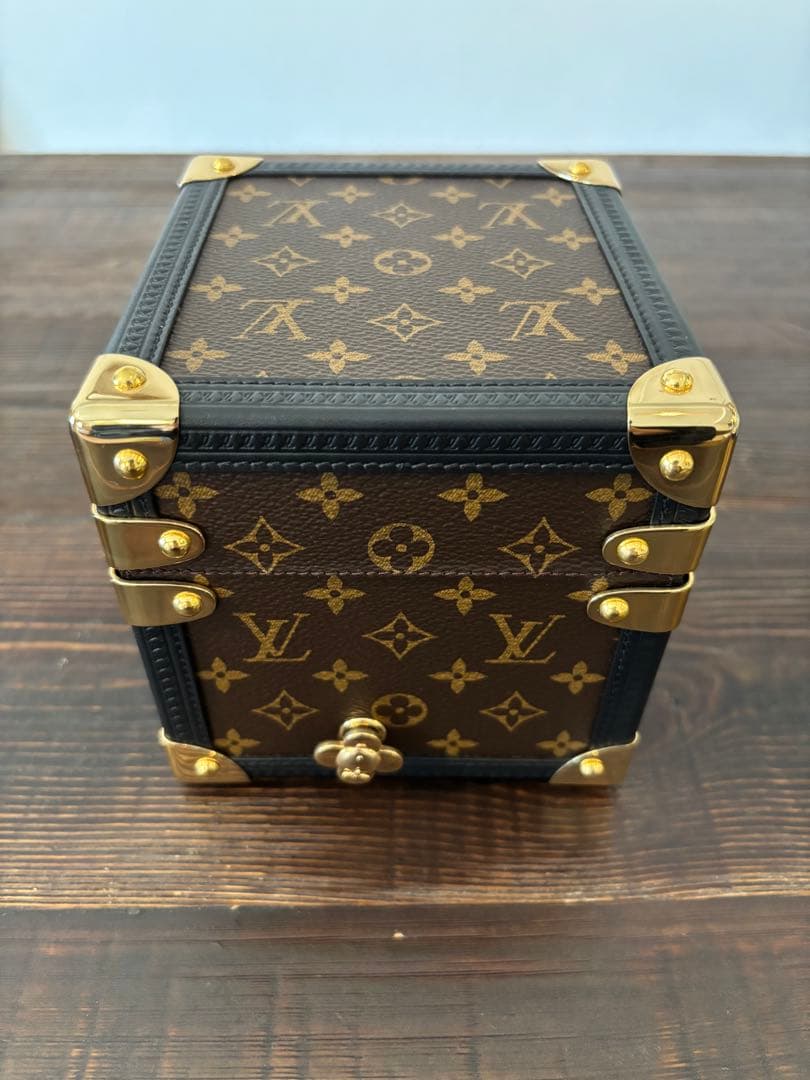 ルイ・ヴィトン ボワット・ア ムジーク モノグラム オルゴール ヴィヴィエンヌ