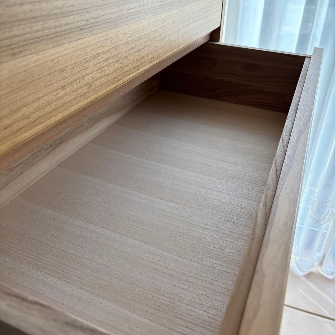 ナチュラルウッドの木製チェスト 6引き出し