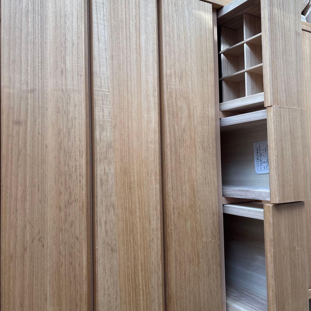 ナチュラルウッドの木製チェスト 6引き出し