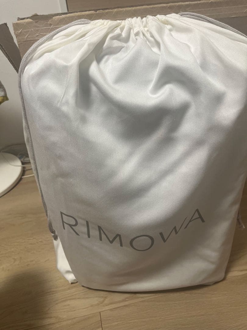 RIMOWA アルミニウム キャリーケース 9255300400