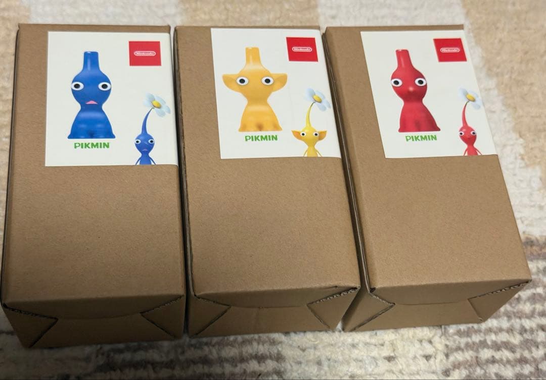 ピクミン　花瓶 一輪挿し　3色セット