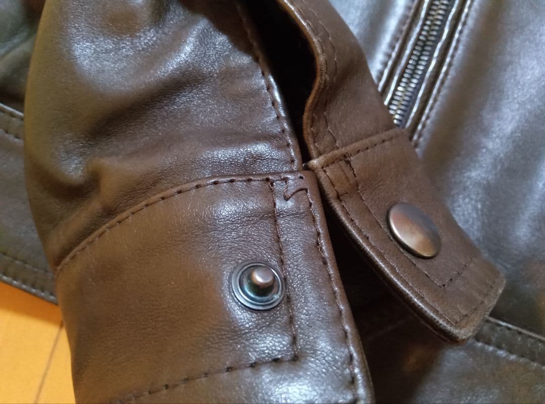 け*く様 美品EMMETIエンメティJURIユーリ濃茶ダークブラウン42