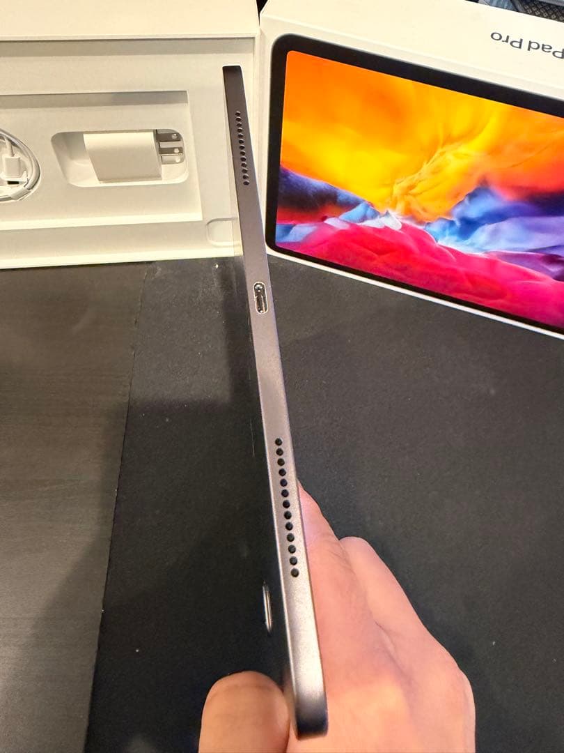 【美品】iPad Pro 11インチ 第2世代 128GB + pencil