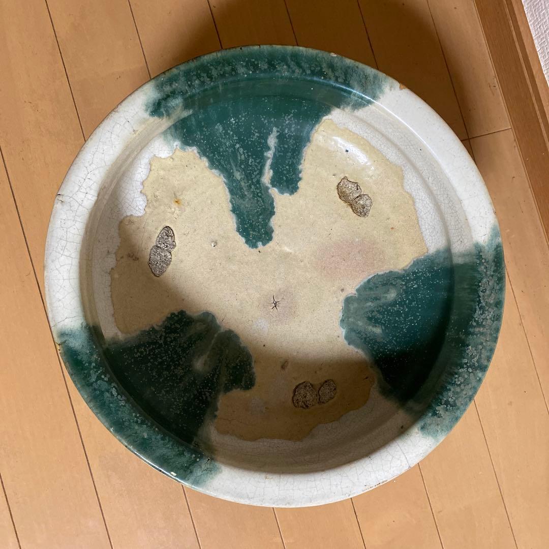 睡蓮鉢　大鉢　脚付き　メダカ鉢　華器