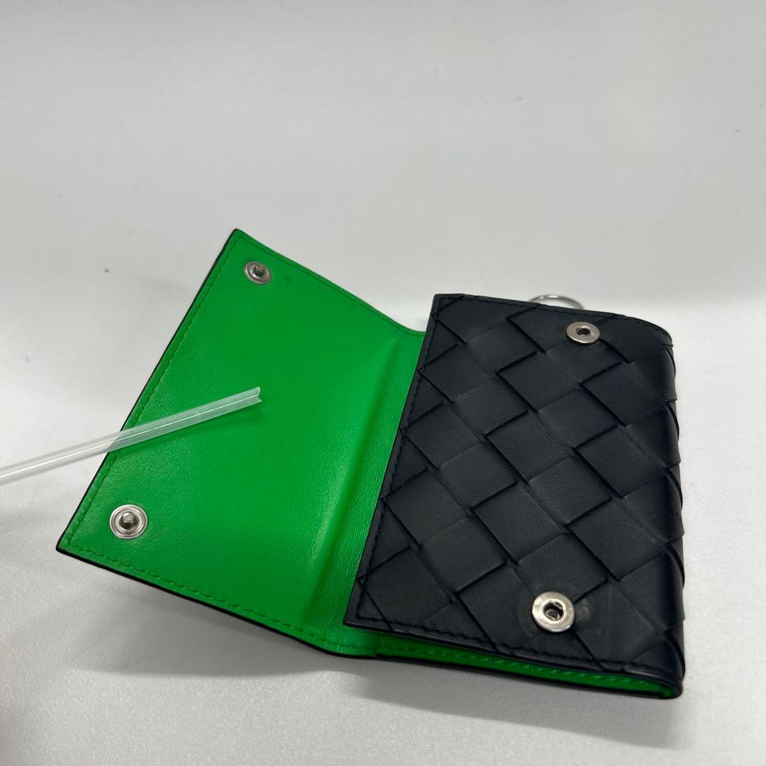 BOTTEGA VENETA黒 レザー キーケース 編み込みデザイン
