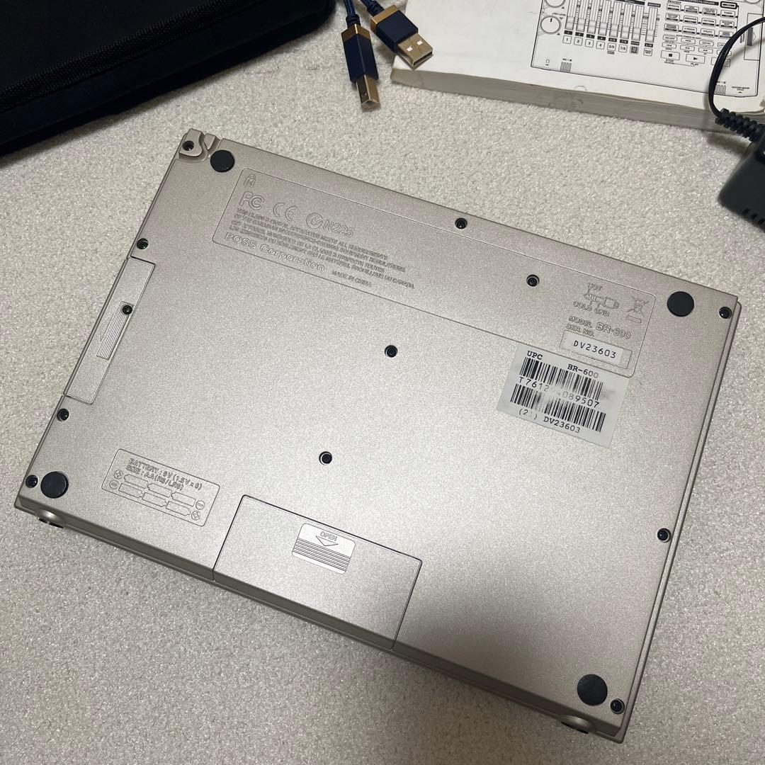 BOSS BR-600 マルチトラックレコーダー