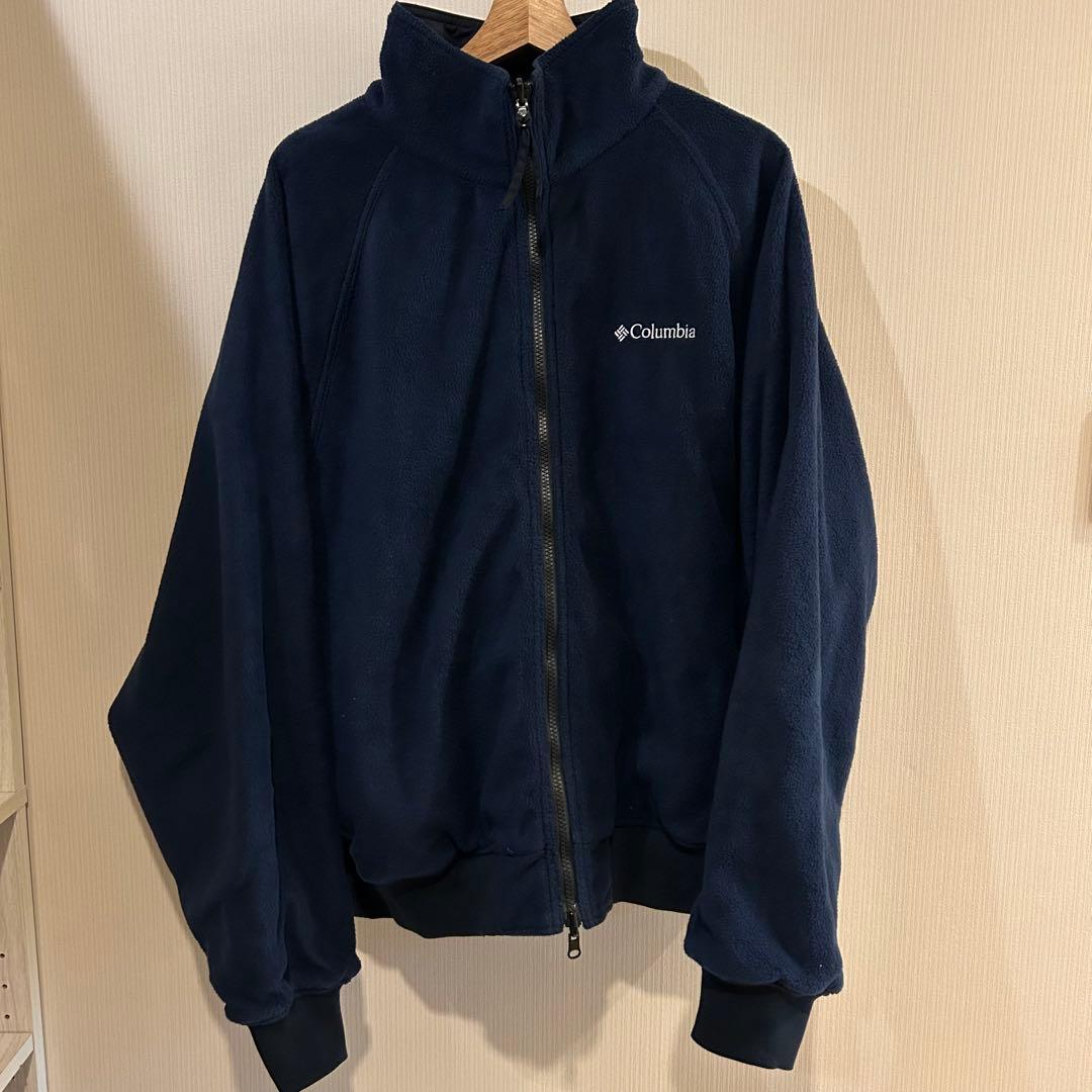 最終価格！Columbia リバーシブル L 黒 フリース　人気 別注 完売