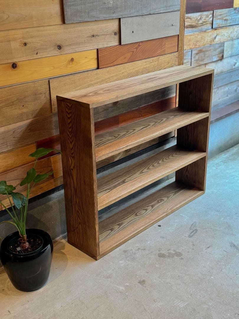 天然タモ材を使った棚　シェルフ　無垢材　木製　一枚板　おまけ積木付き　本棚