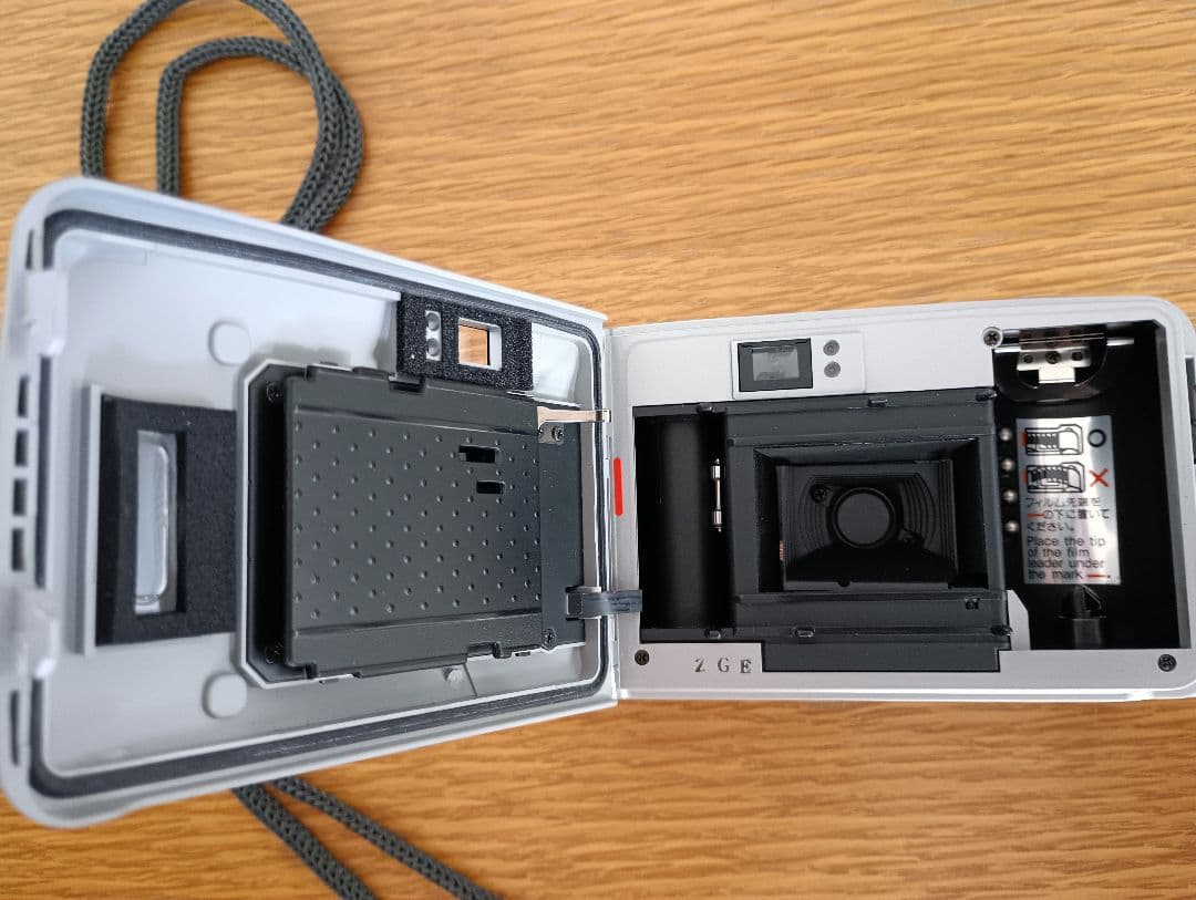 Kyocera T PROOF コンパクトフィルムカメラ