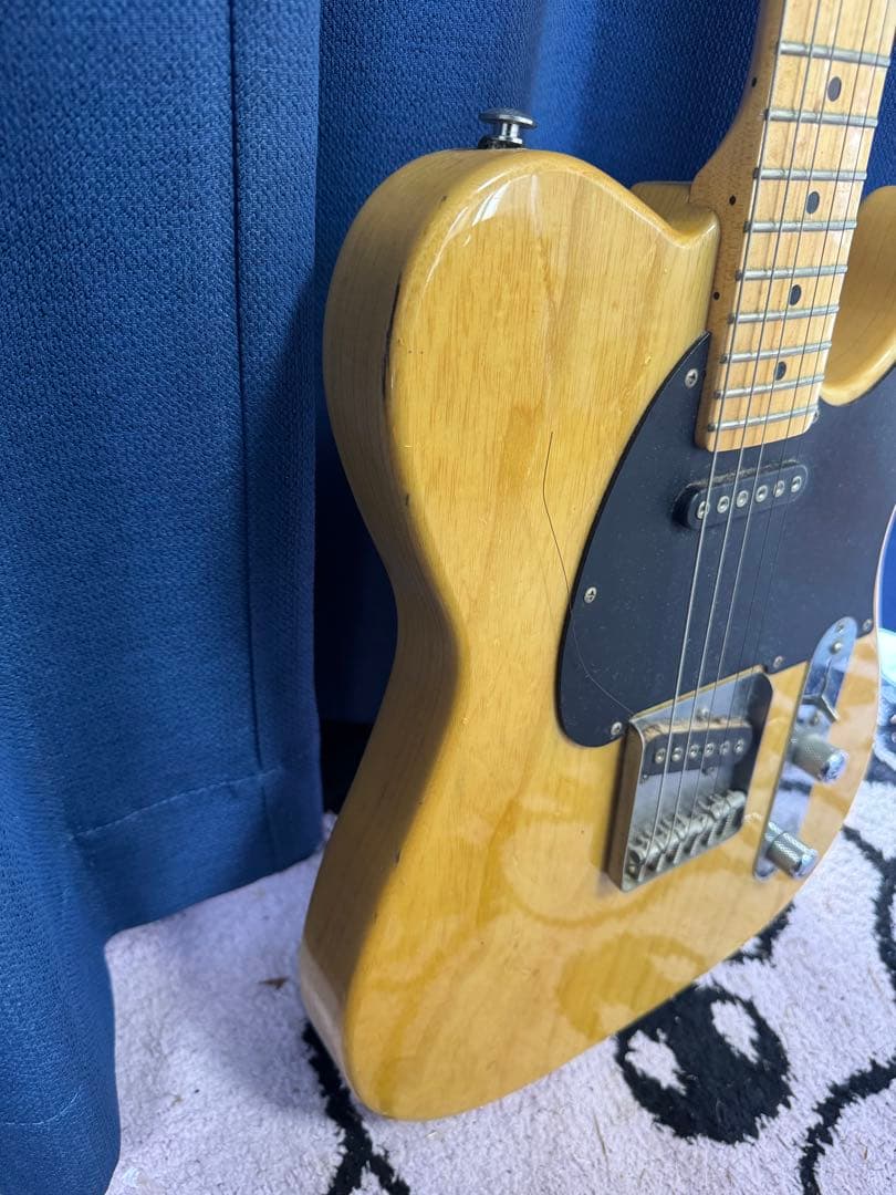 G&L Classic Premium エレキギター　木目　ASAT 井芹仁菜