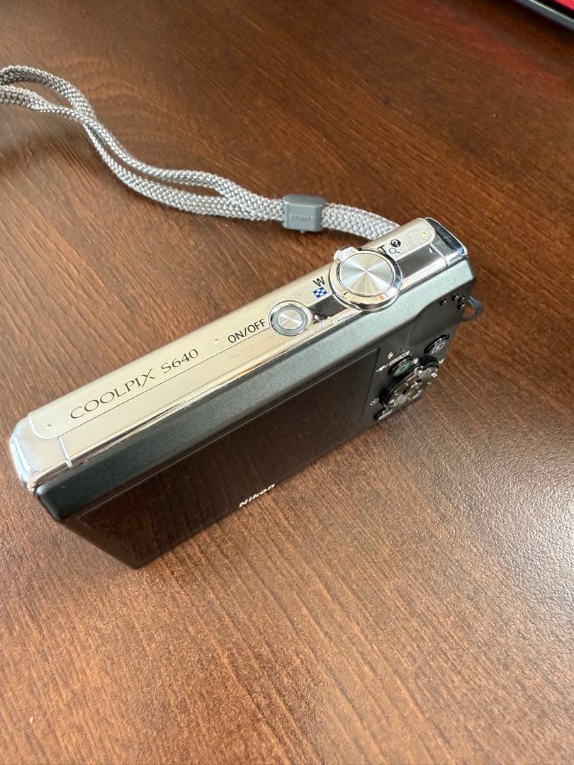 Nikon COOLPIX S640 コンパクトデジタルカメラ