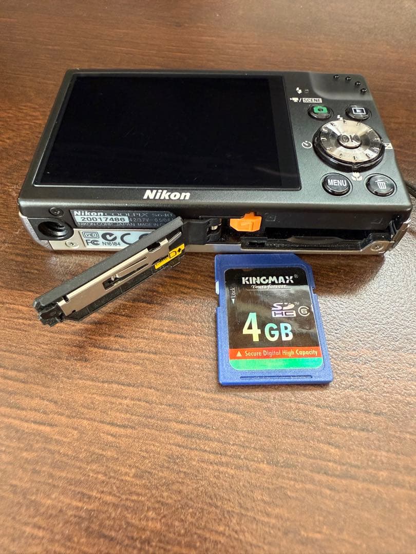 Nikon COOLPIX S640 コンパクトデジタルカメラ