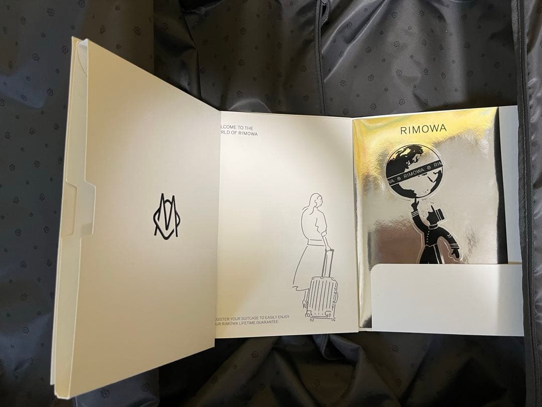 永年保証付　正規品RIMOWA リモワ Essential 36L キャリー