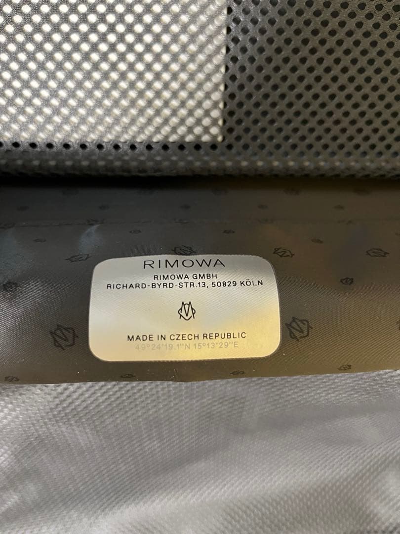 永年保証付　正規品RIMOWA リモワ Essential 36L キャリー