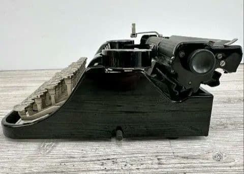 ヴァイオレット　エヴァーガーデンのモデルになったUnderwoodタイプライター