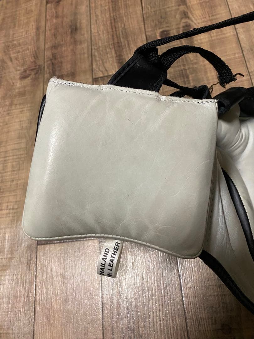 ボクシングTWINSヘッドギア L ISAMIグローブ 12オンス 大人用