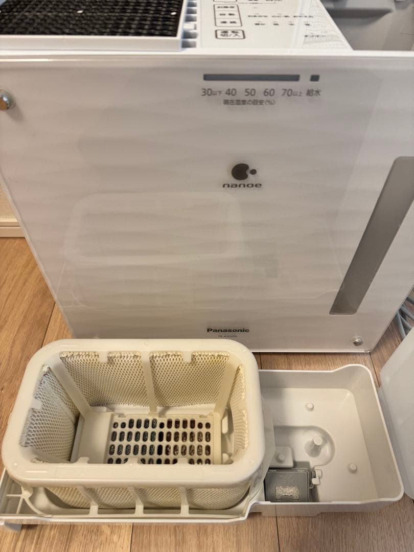 【美品】 Panasonic 気化式加湿機 FE-KXU05-W 2022年製