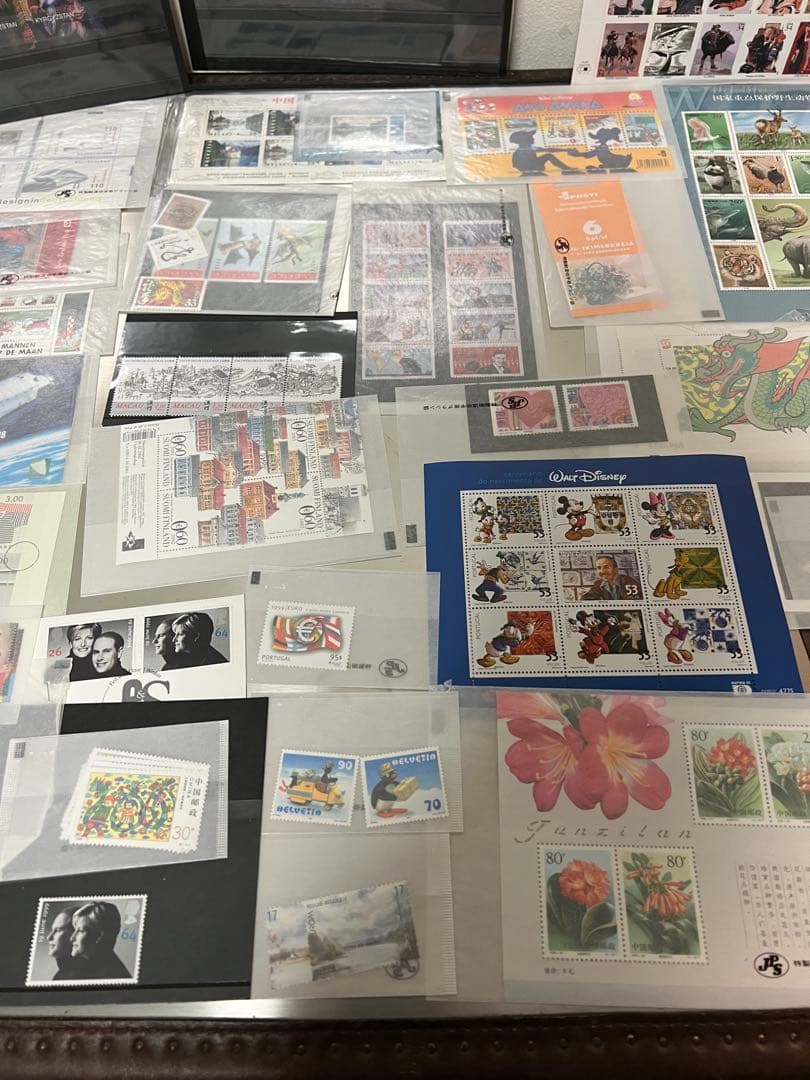 外国切手　未使用　まとめ売り　イギリス　中国　アメリカ　香港　ユーロ　切手