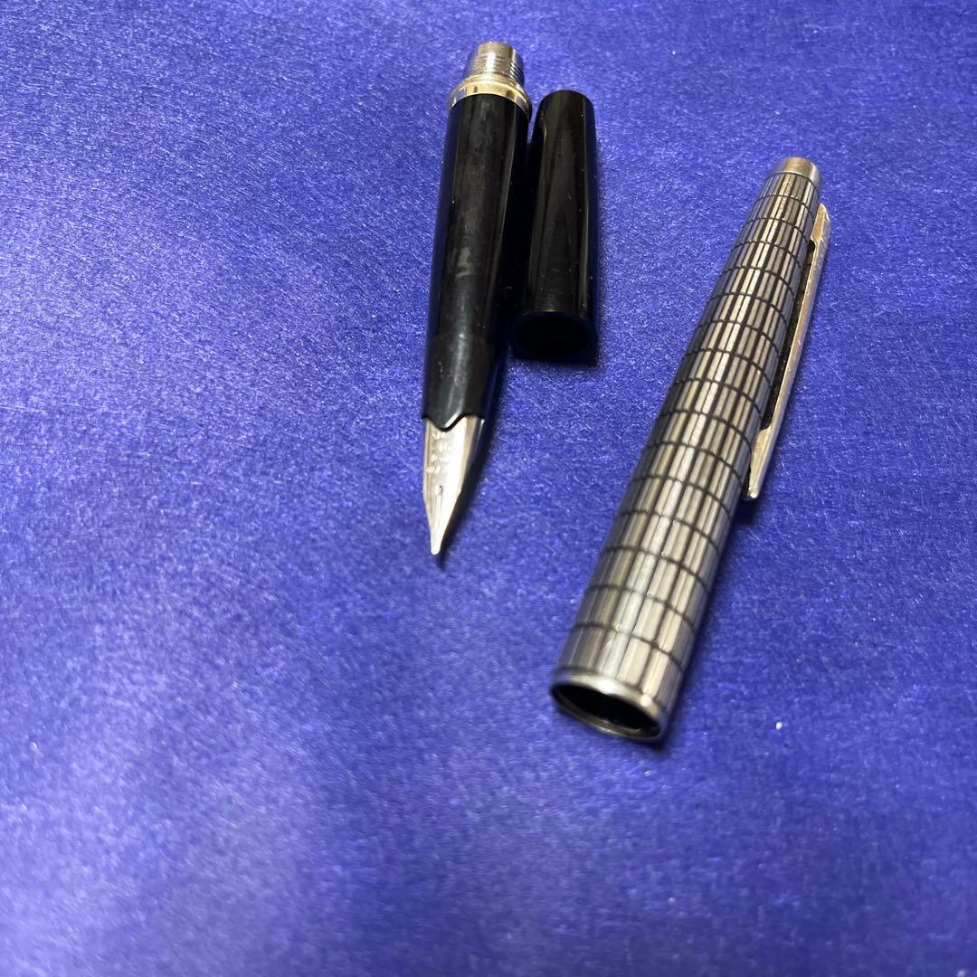 パイロットElite 万年筆 18K 750 格子柄