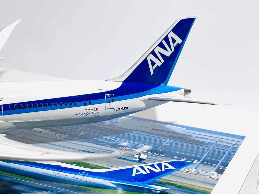 全日空商事 1/200 B787-9 inflight wing NH20168