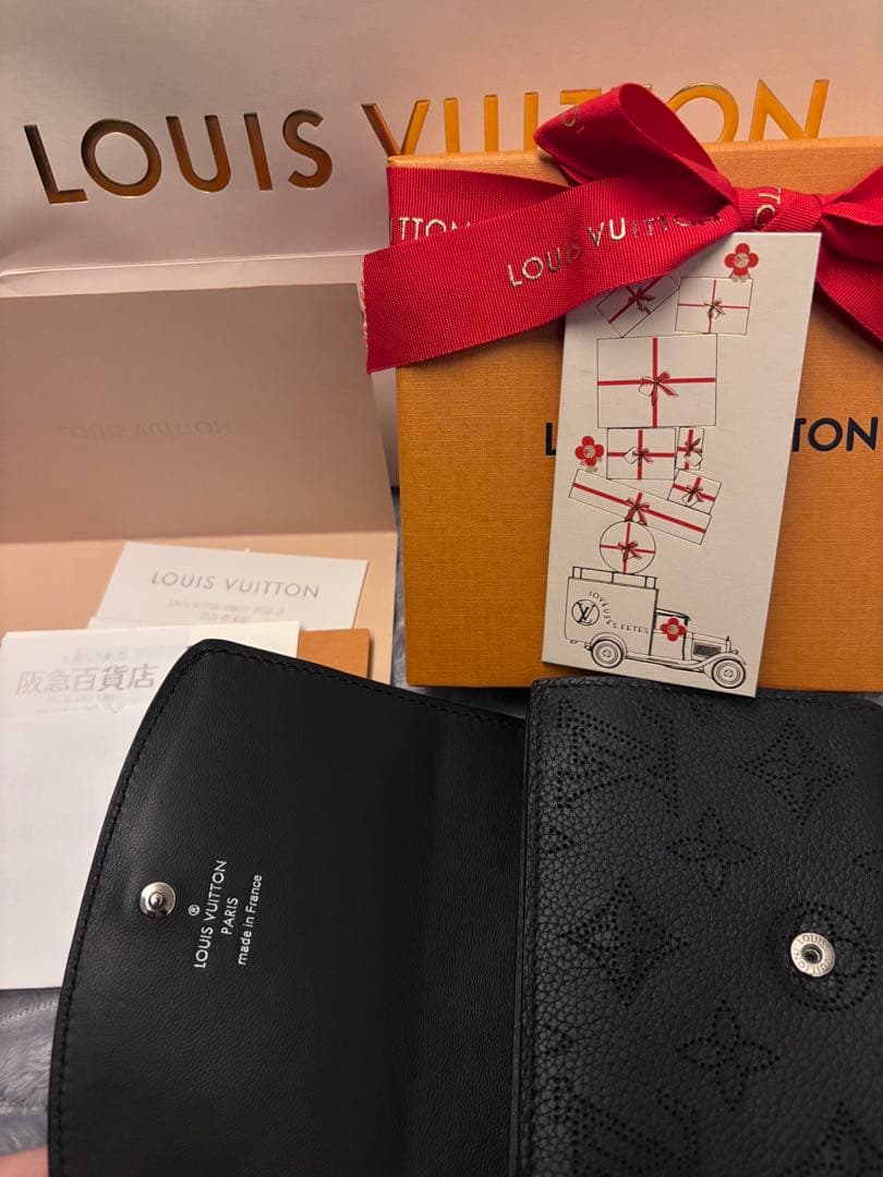 【5ｈ限定セール‼️】 LOUIS VUITTON ポルトフォイユイリスコンパクト