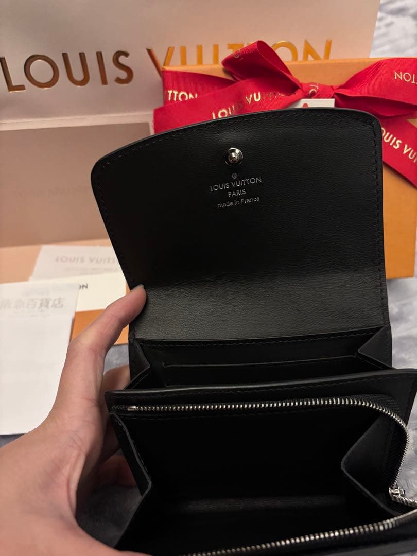 【5ｈ限定セール‼️】 LOUIS VUITTON ポルトフォイユイリスコンパクト