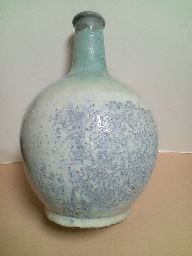 朝鮮王朝ねか明川初期の物と言われました高さ33センチです