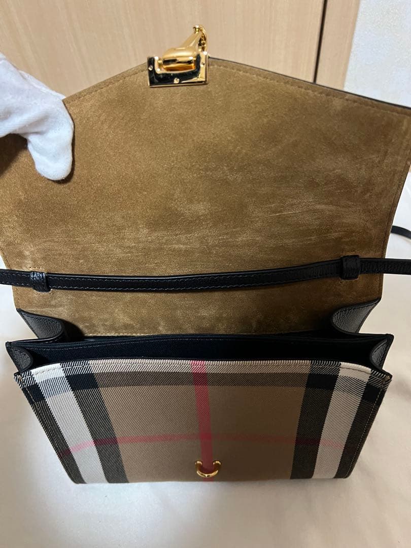 ［大幅値下げ中1/29まで］BURBERRY ショルダーバッグ