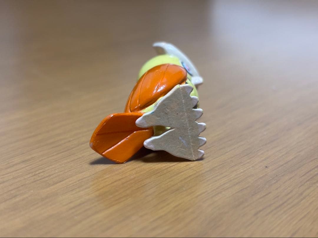 サトシのヨルノズク モンコレ色違い