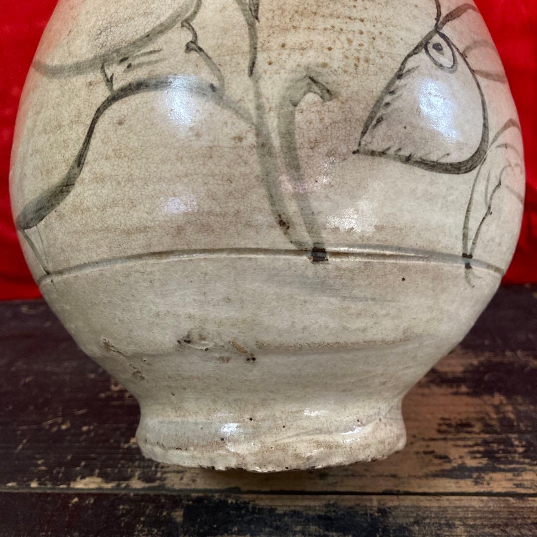 李朝　粉青沙器　白地鉄絵　瓶　徳利　魚水草文　　 鶏龍山