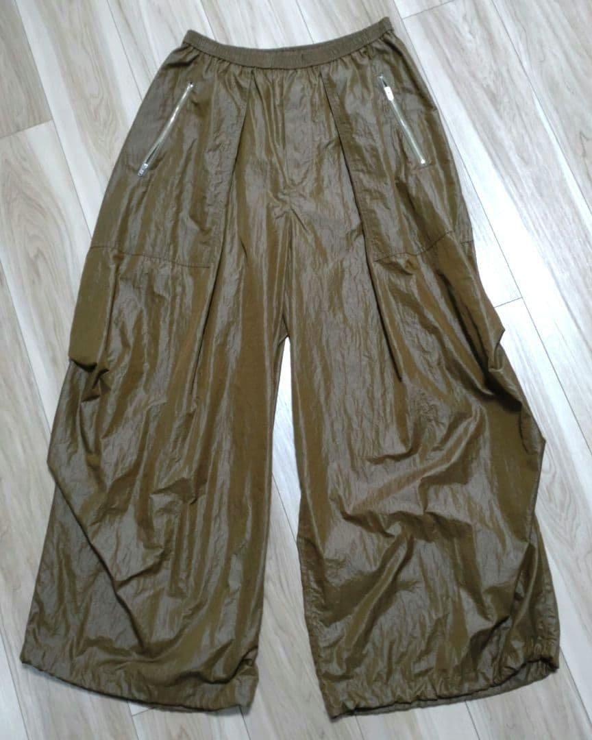 Curensology　ナイロンジップカーゴパンツ　カーキ78