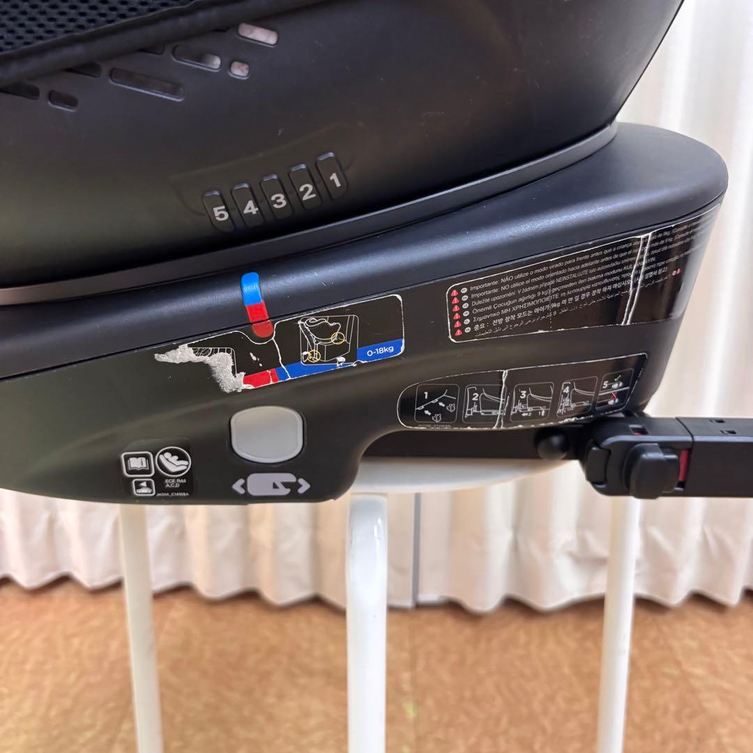 クリーニング済　☆美品☆　新生児OK　ジョイー　アーク360°　ISOFIX