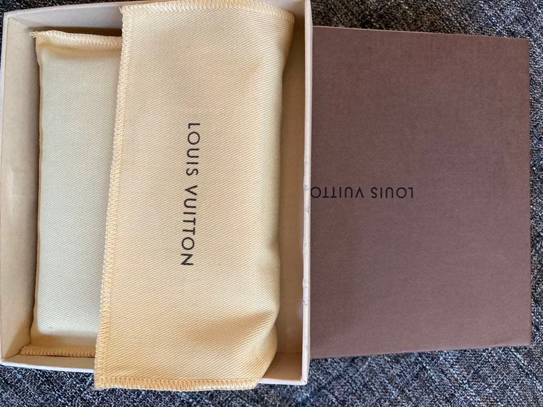 ルイヴィトン エピ 美品