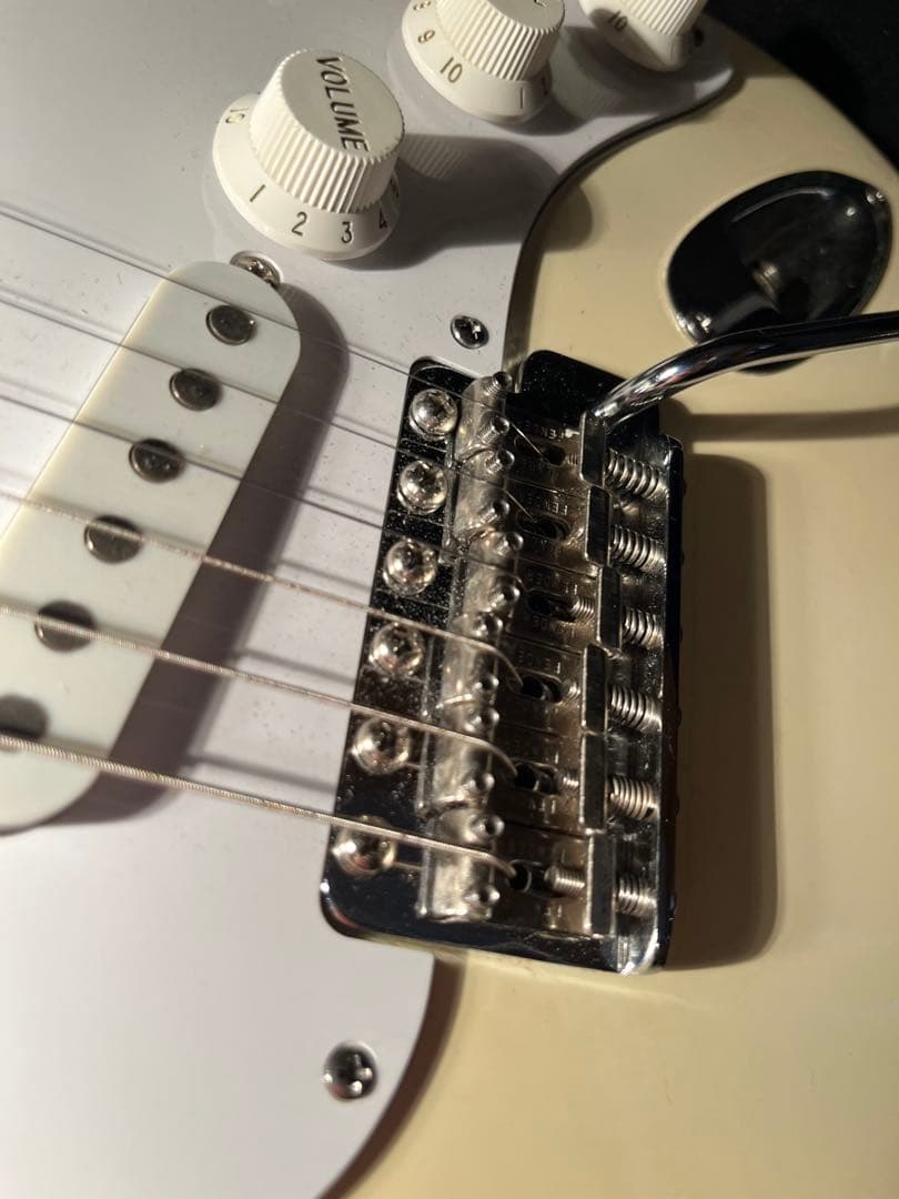 fender japan Squier ストラト　Eシリアル3.8kg フジゲン