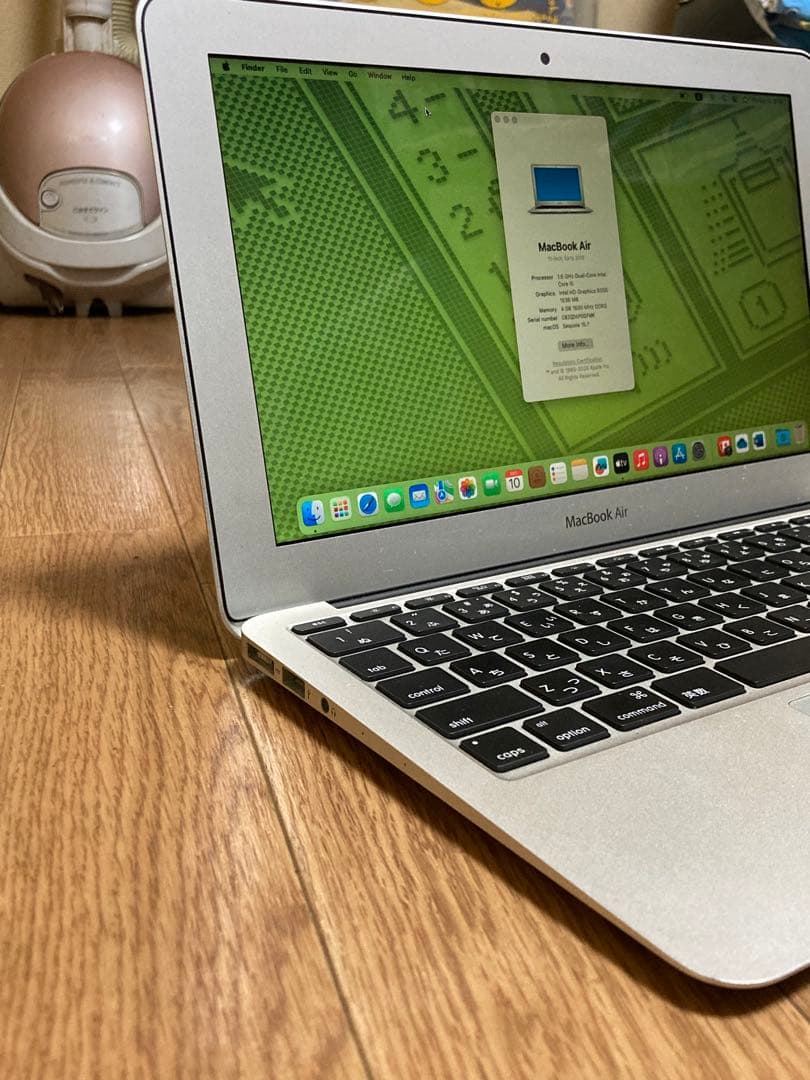 Apple MacBook Air 11インチ シルバー