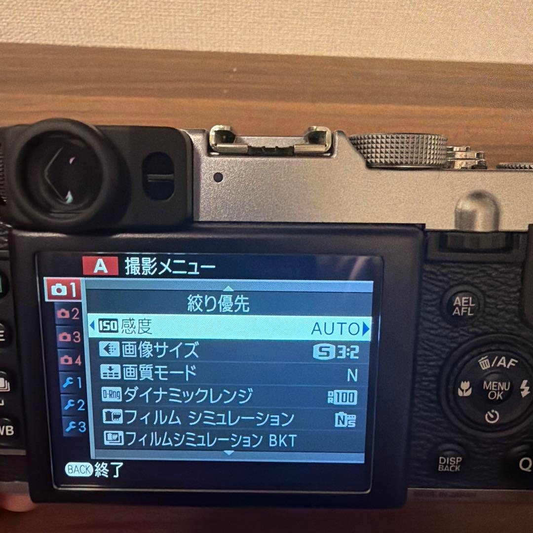 【美品】FUJIFILM x20