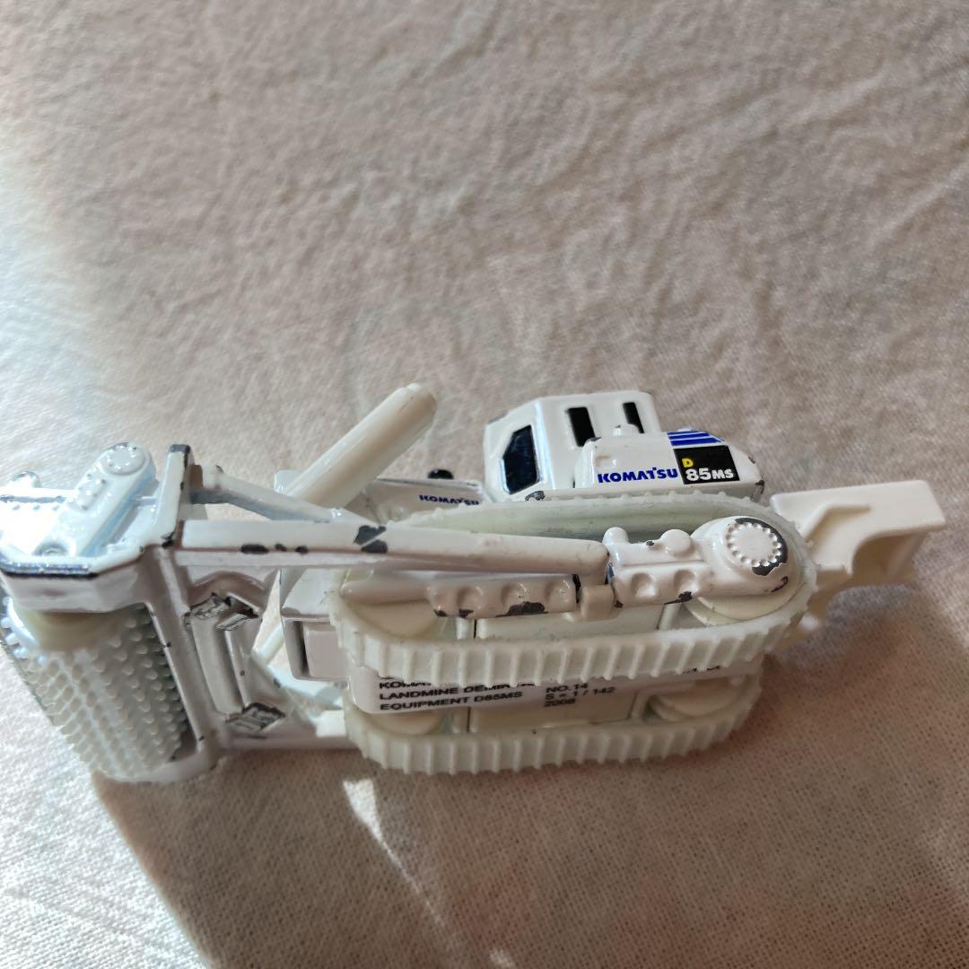 ミニカー　トミカ　コマツ　重機　白