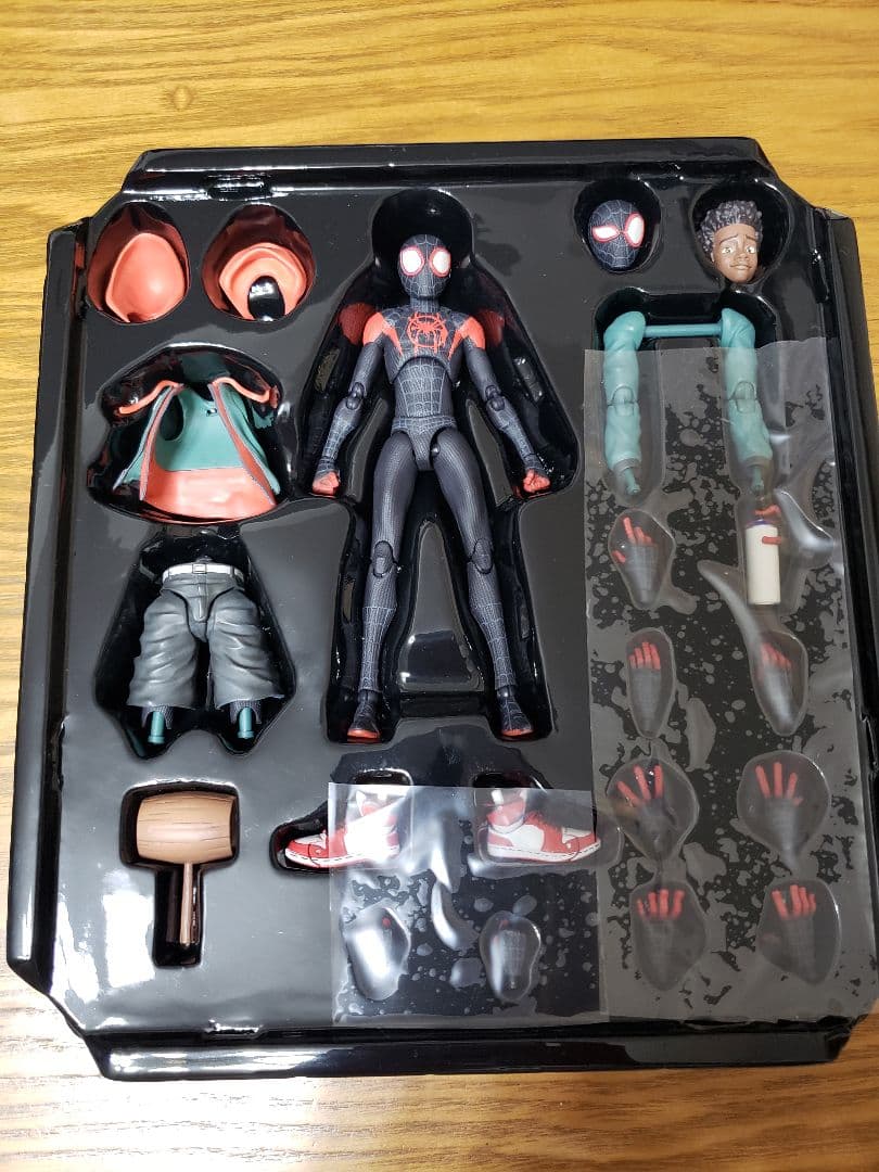 最終値下げ　千値練　マイルスモラレス　スパイダーバース スパイダーマン